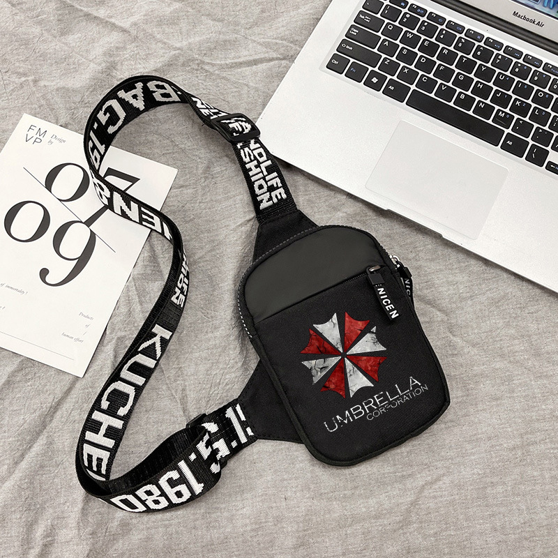 Resident Evil Sports Chest Bag - Phone Accessories Men recensione e prezzo